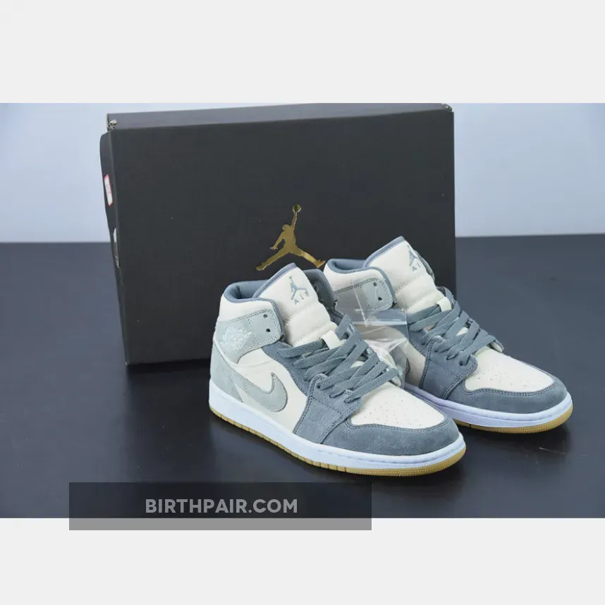 Coconut Milk Air Jordan 1 / Air Jordan 1 Mid Coconut Milk/Particle Grey/White