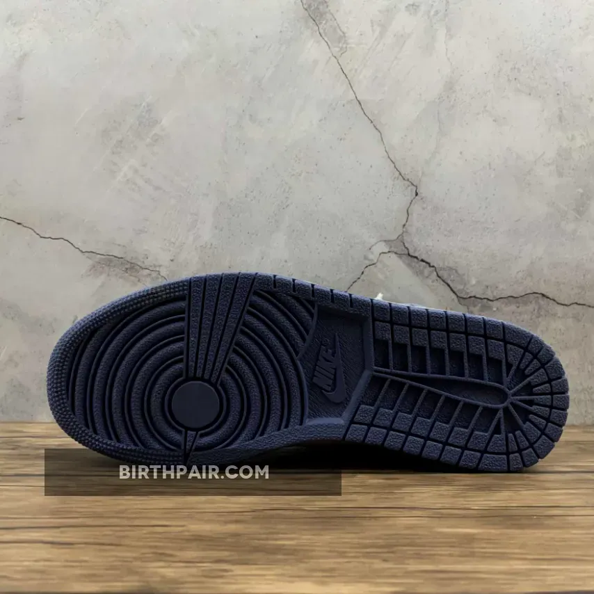 Jordan 4 Moon / Air Jordan 1 Retro High OG 'Blue Moon'