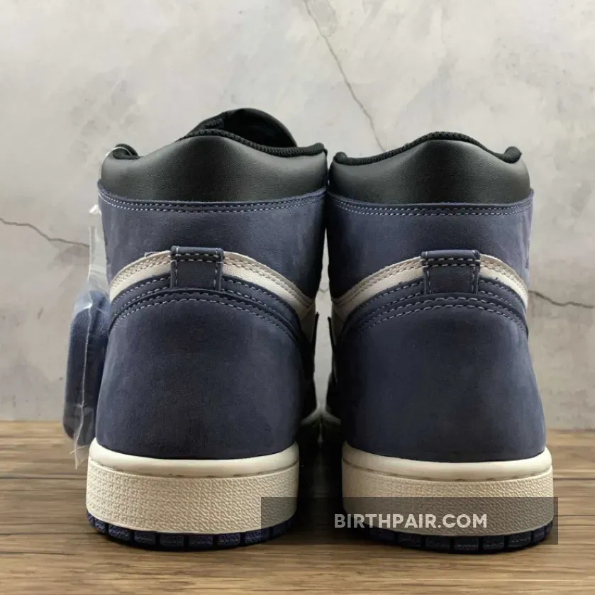 Jordan 4 Moon / Air Jordan 1 Retro High OG 'Blue Moon'