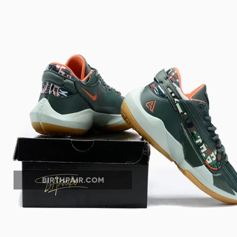 Green Freak / Nike Zoom Freak 2 'Bamo' Vintage Green/Pistachio Frost