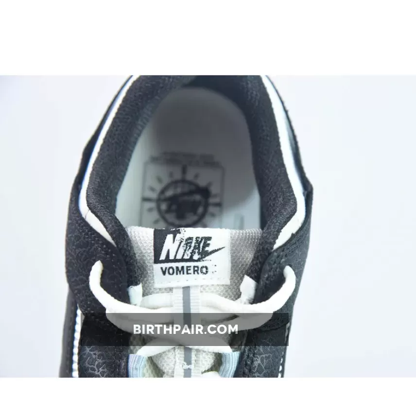 Zoom Vomero 5 Light Bone And Black Nike Zoom Vomero 5 Timeless Panda Dunk