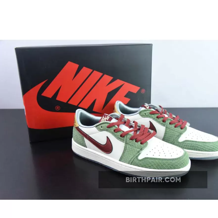 Air Jordan 1 Low OG ‘Year of the Dragon’ Sail/Cedar-Oil Green