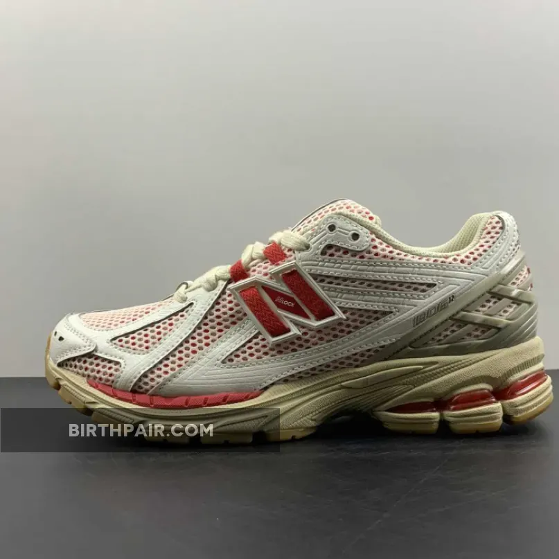 New Balance 1906R White Grey Red / 1906r red