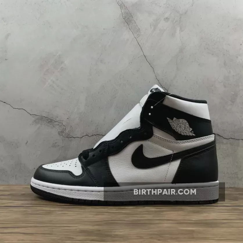Air Jordan 1 Retro High Black/White - air jordan 1 og black and white