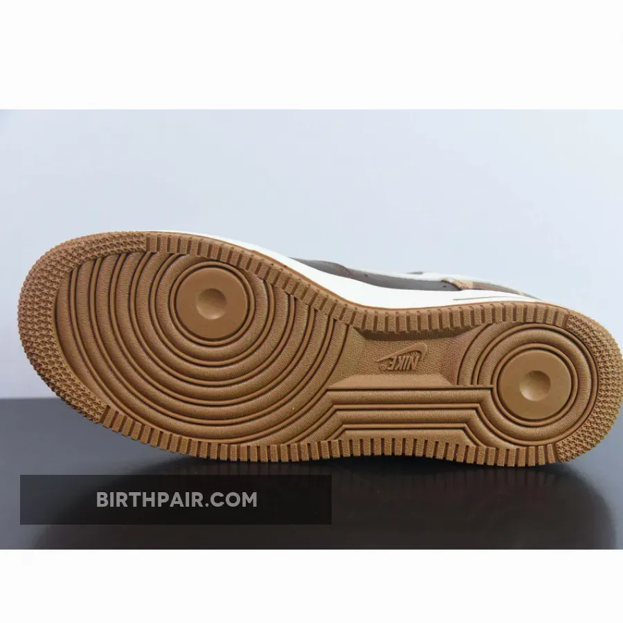 Air Jordan 4 Cacao Wow / Nike Air Force 1 Low 'Plaid' Cacao Wow/Pale Ivory