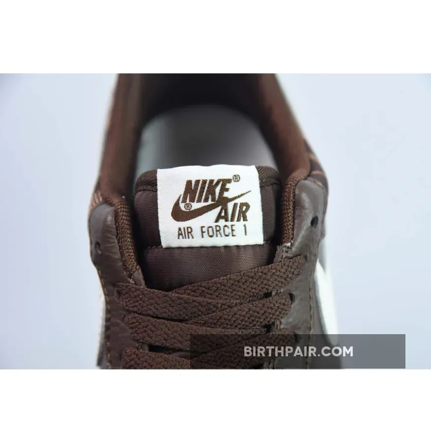 Air Jordan 4 Cacao Wow / Nike Air Force 1 Low 'Plaid' Cacao Wow/Pale Ivory