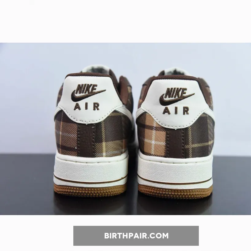 Air Jordan 4 Cacao Wow / Nike Air Force 1 Low 'Plaid' Cacao Wow/Pale Ivory