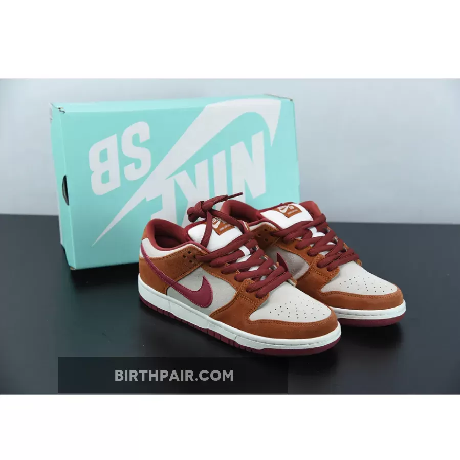 Nike Sb Dunk Low Pro Dark Russet Cedar / Nike SB Dunk Low Pro Dark Russet White Beige