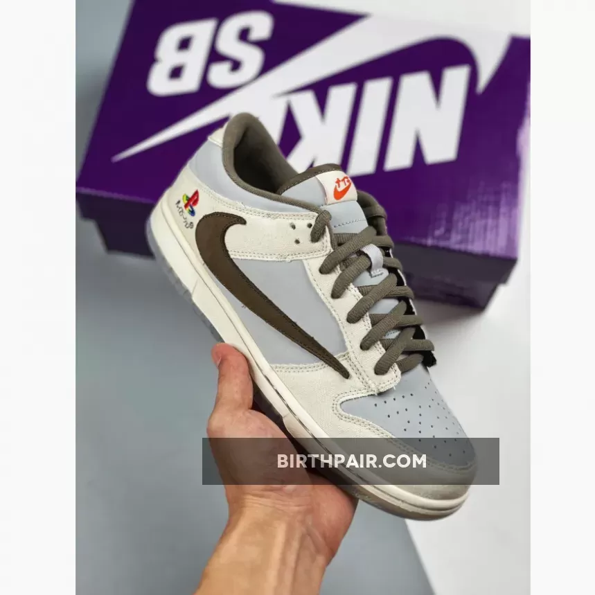 Cactus Jack X Playstation - Travis Scott x PlayStation x Nike Dunk Low Grey
