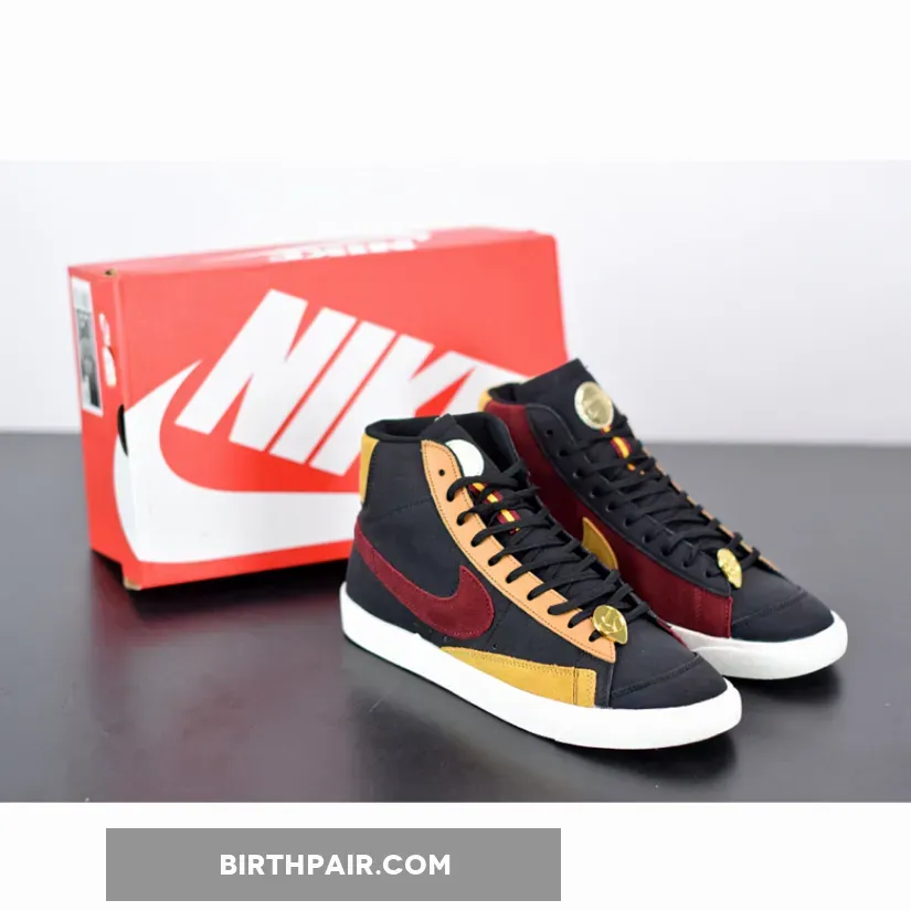 Dorothy Gaters / Nike Blazer Mid 77 QS Black Red CU6442-001