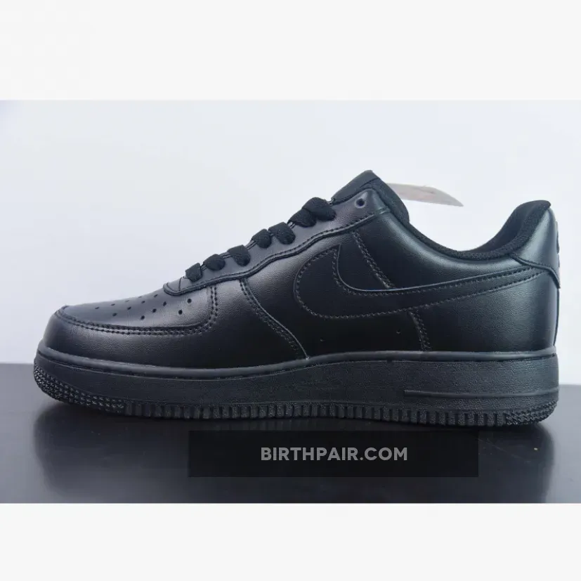 Af1 Triple Black / Nike Air Force 1 07 Triple Black