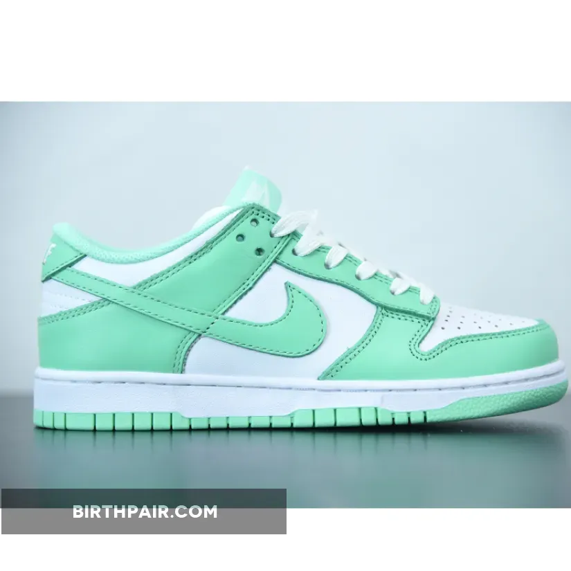 Nike Dunk Low White/Green Glow Nike Green Glow DD1503-105