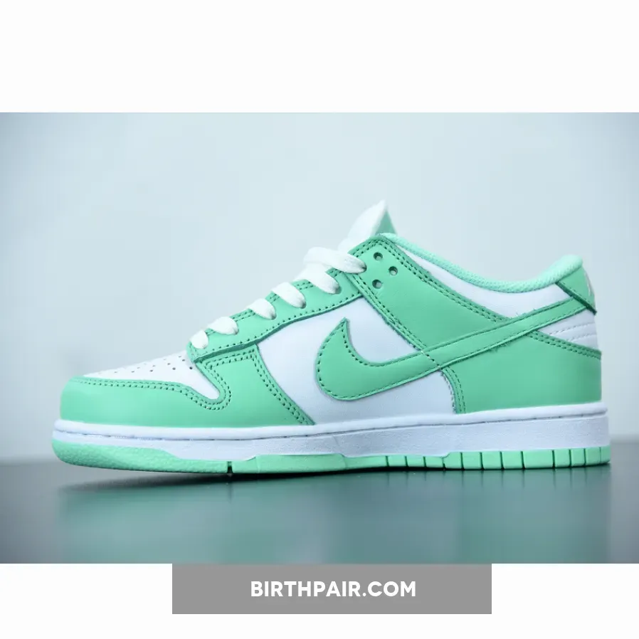 Nike Dunk Low White/Green Glow Nike Green Glow DD1503-105