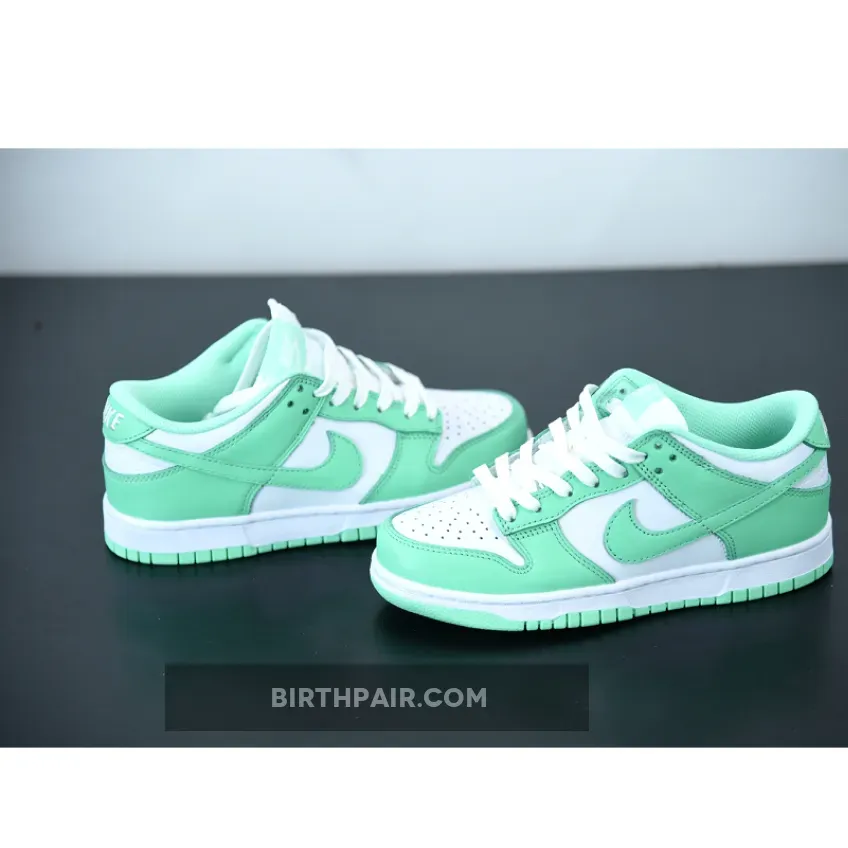Nike Dunk Low White/Green Glow Nike Green Glow DD1503-105