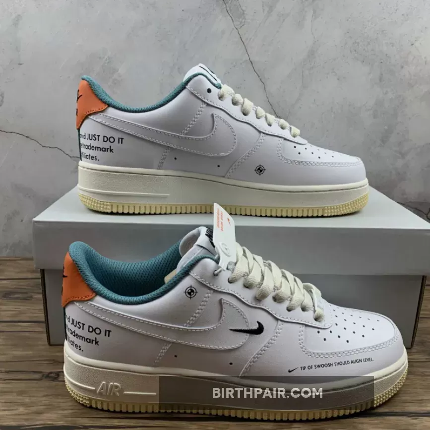 Air Force 1 07 Le / Nike Air Force 1 '07 LE White/White/Sail/Starfish