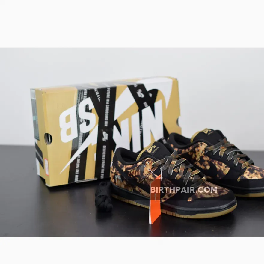 Pushhead - Nike SB Dunk Low Premium 'Pushead 2' Black/Black-Filbert 536356-002