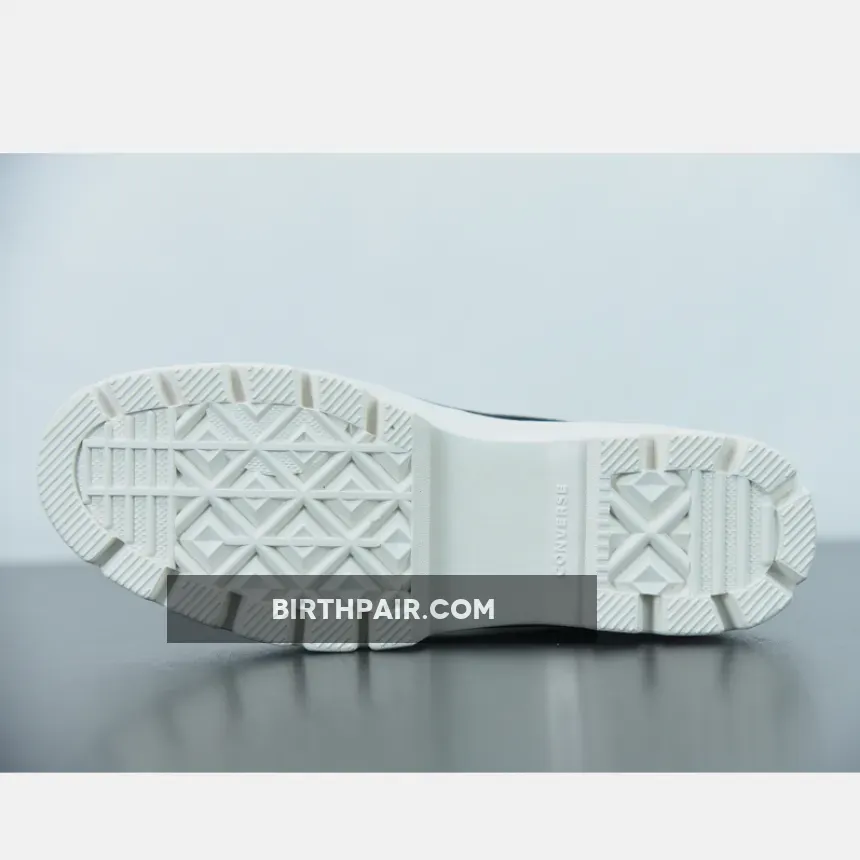 Converse Lugged Canvas Chuck Taylor All Star Low Top Black/White / Chuck Taylor All Star Lugged Low Top