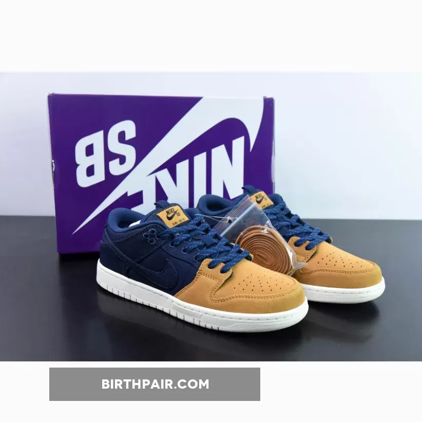 Nike SB Dunk Low Midnight Navy/Desert Ochre Desert Ochre And Midnight Navy