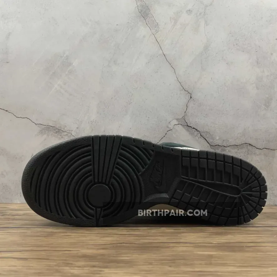 Nike SB Dunk Low 'Joe Strummer' Black/Metallic Zinc , Joe Strummer Dunks