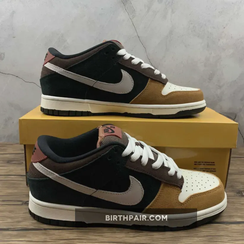 Nike SB Dunk Low 'Joe Strummer' Black/Metallic Zinc , Joe Strummer Dunks