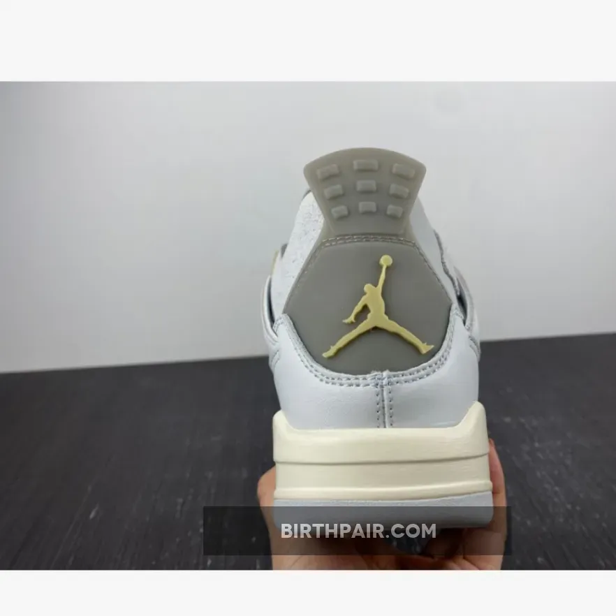 Jordan 4 2023 / Air Jordan 4 SE Craft Photon Dust/Pale Vanilla-White-Grey Fog
