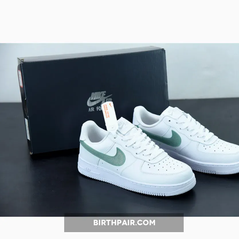 Nike Air Force 1 Low Glitter Swoosh Green White / Black And Green Air Force Ones