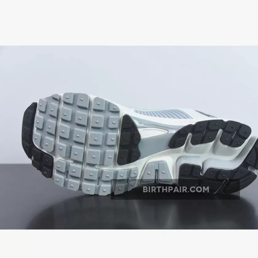 Nike Zoom Vomero 5 Wolf Grey/Cool Grey-White FD9919-001