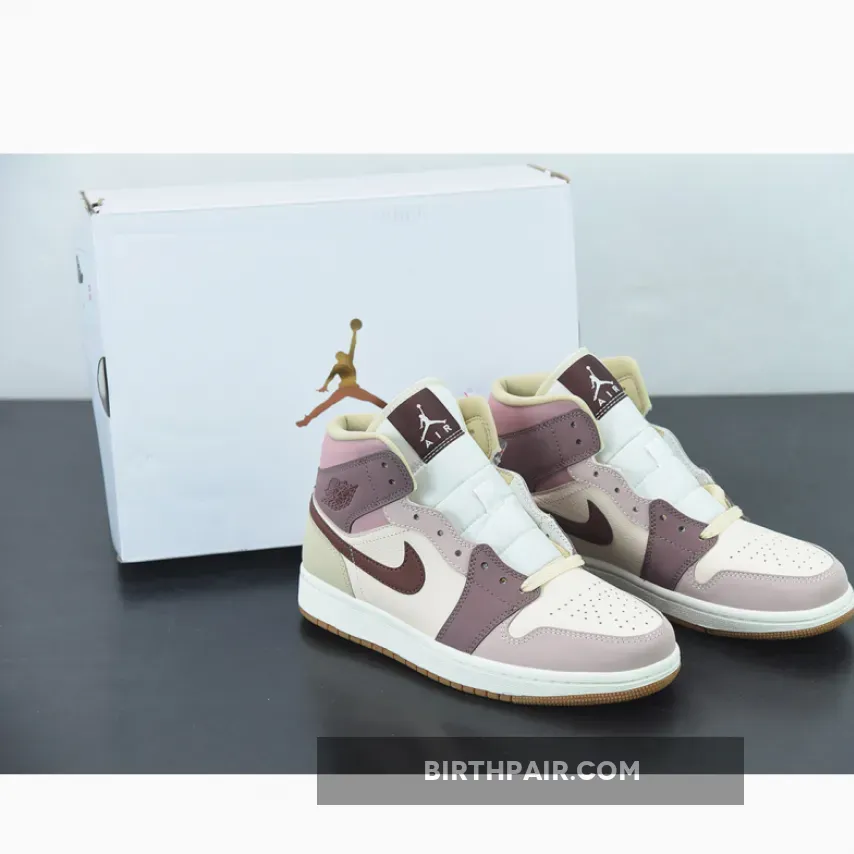Air Jordan 1 Mid Brown Pink / Brown Air Jordan 1 DO7440-821