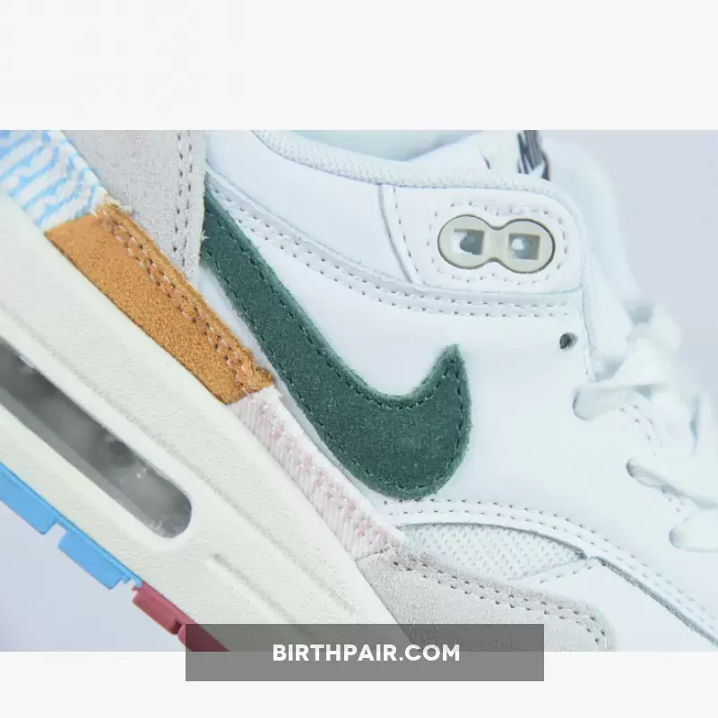 Jordan Pro Strong Midnight Navy / Nike Air Max 1 All Petals United