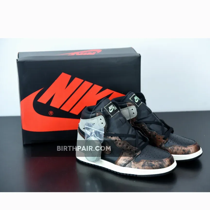 Air Jordan 1 Retro High OG Black/Light Army/Sail/Fresh Mint / jordan 1 patina mint laces