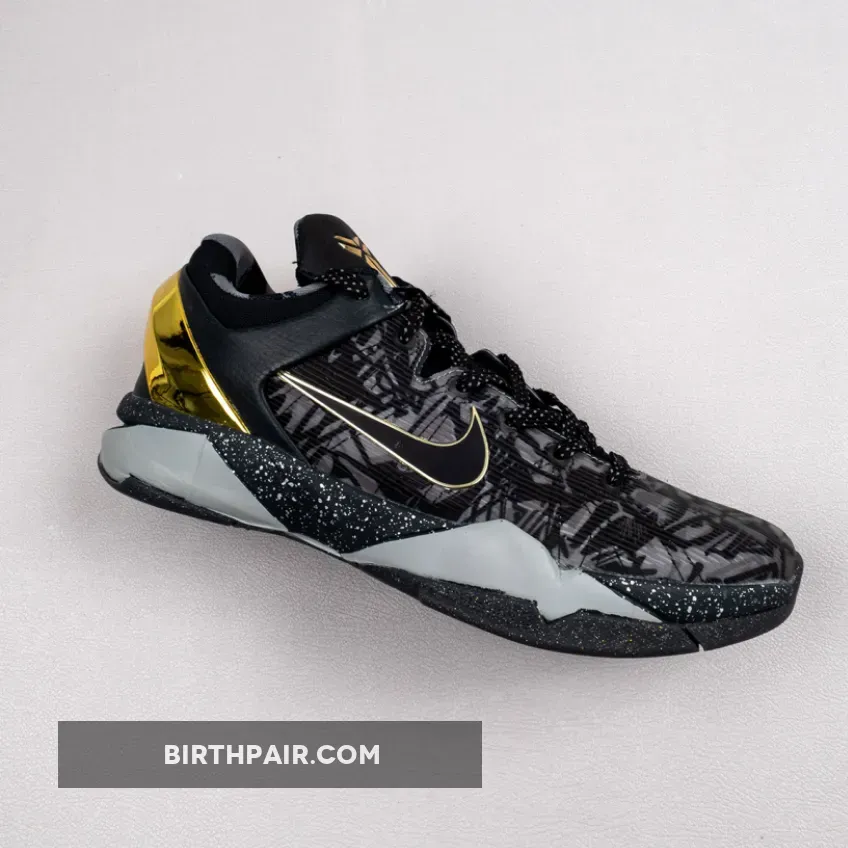 Prelude Kobe 7 Nike Kobe 7 System Prelude 'London' Cool Grey/Metallic Gold-Black