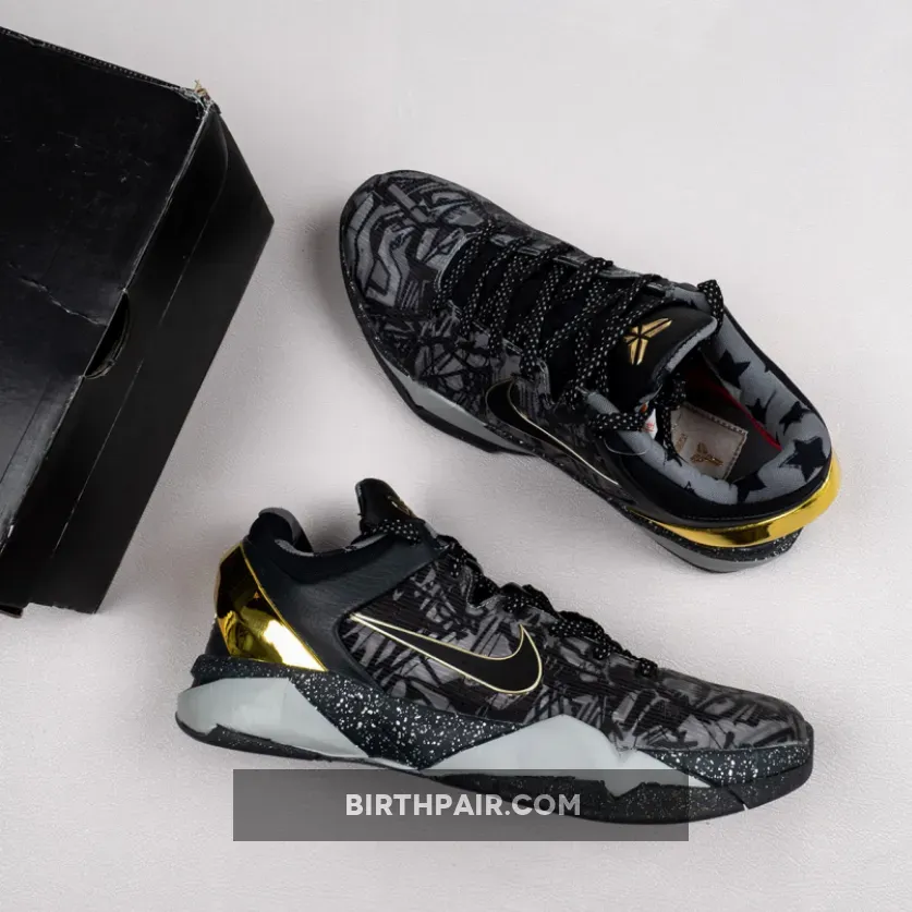 Prelude Kobe 7 Nike Kobe 7 System Prelude 'London' Cool Grey/Metallic Gold-Black