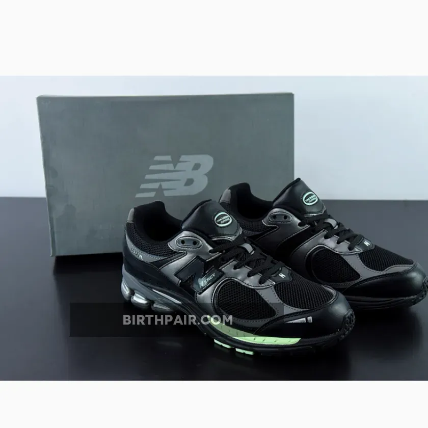 New Balance 2002R Black Powder Green New Balance Black And Green