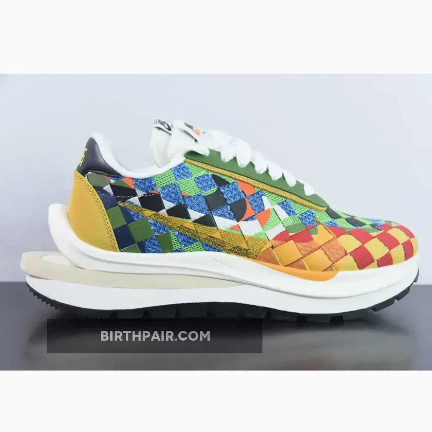 sacai x Nike LDVaporwaffle Mix Low Green Gusto/Safety Orange-Sail