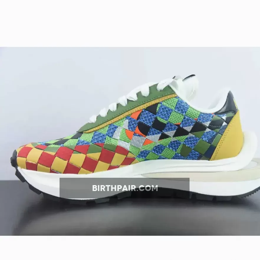 sacai x Nike LDVaporwaffle Mix Low Green Gusto/Safety Orange-Sail