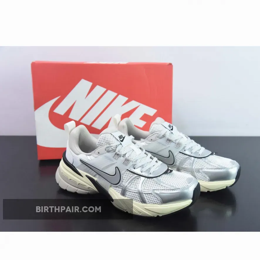Nike Runtekk White/Metallic Silver-Pure Platinum FD0736-100 New Releases