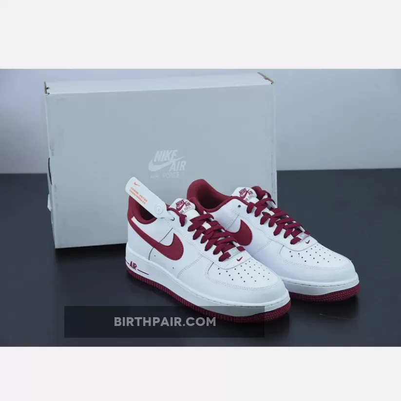 Nike Air Force 1 Low Light Bordeaux WMNS DH7561-101 / Jordan 1 Low White Light Bordeaux