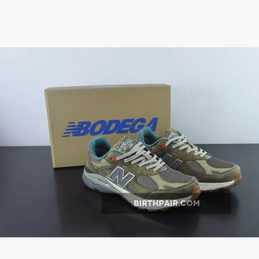 Bodega X New Balance 990v3 Here To Stay Browh/Green M990BD3 / New Balance 990v3 Bodega