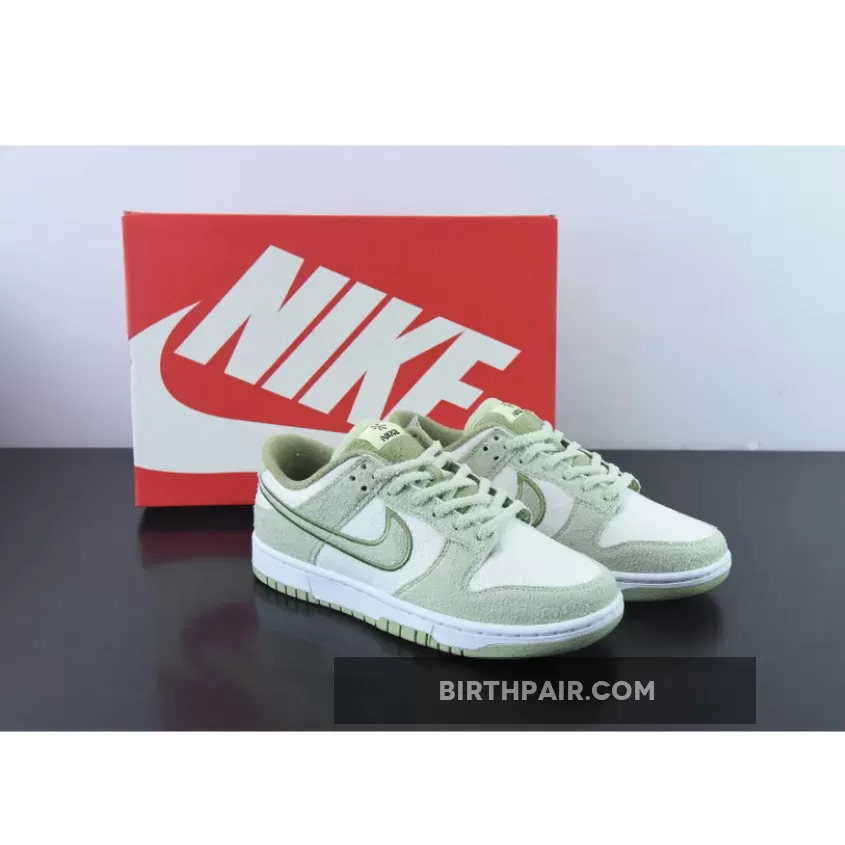 Nike Dunk Low Fleece Honeydew/Alligator Fleece Dunks
