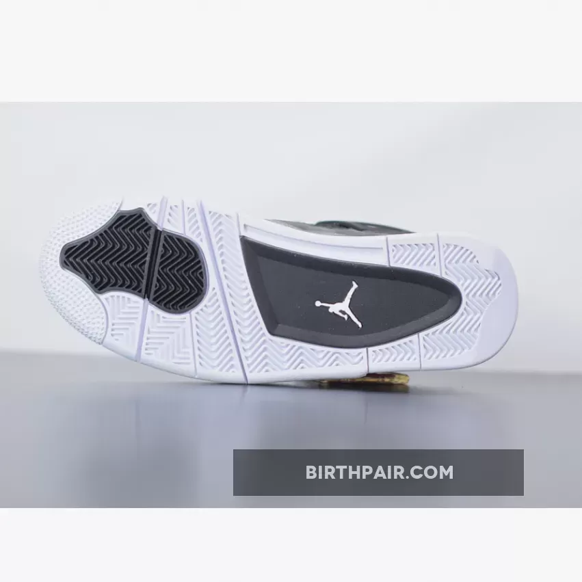 Air Jordan 4 Retro 'Fear Pack' Black/White-Cool Grey-Pure Platinum 626969-030 / Black And White Cool