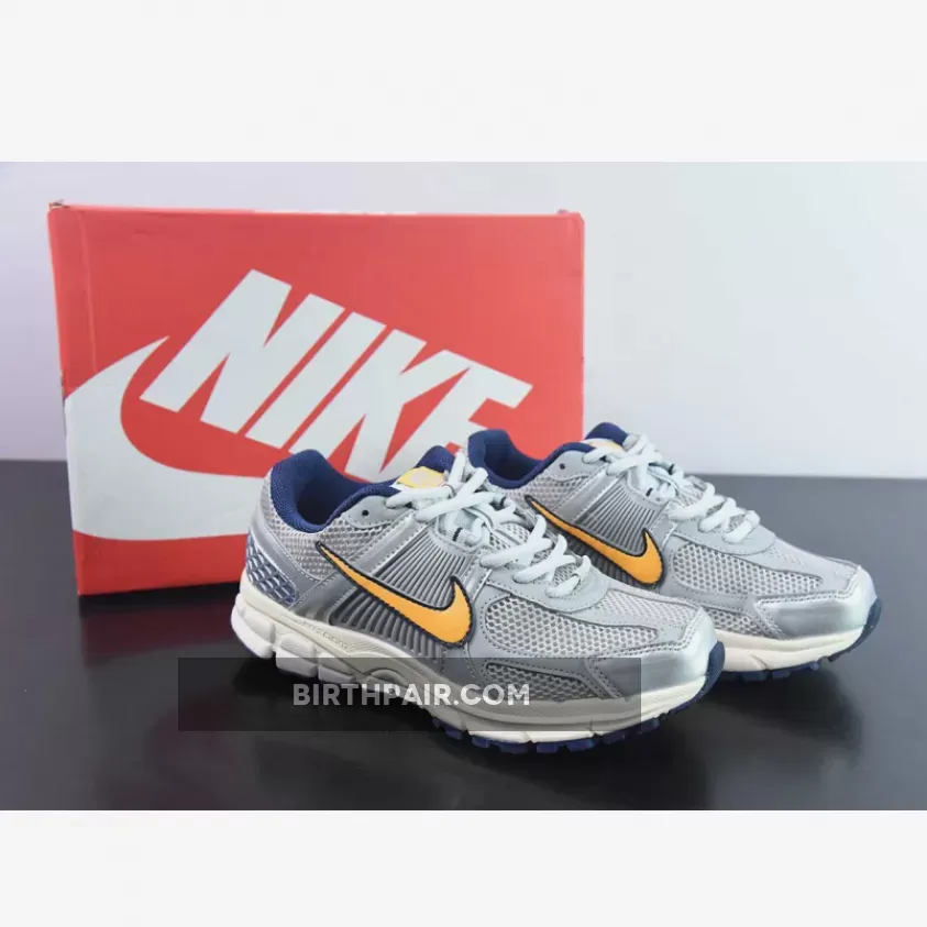 Nike Zoom Vomero 5 Pure Platinum/Laser Orange Nike Zoom Vomero 5 Pure Platinum Laser Orange