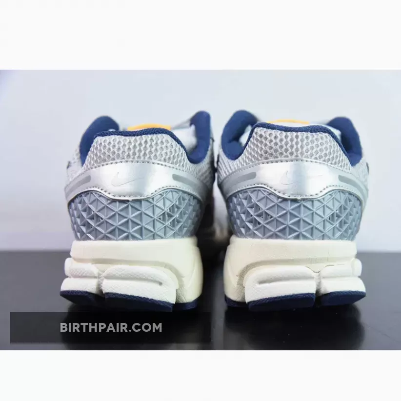 Nike Zoom Vomero 5 Pure Platinum/Laser Orange Nike Zoom Vomero 5 Pure Platinum Laser Orange