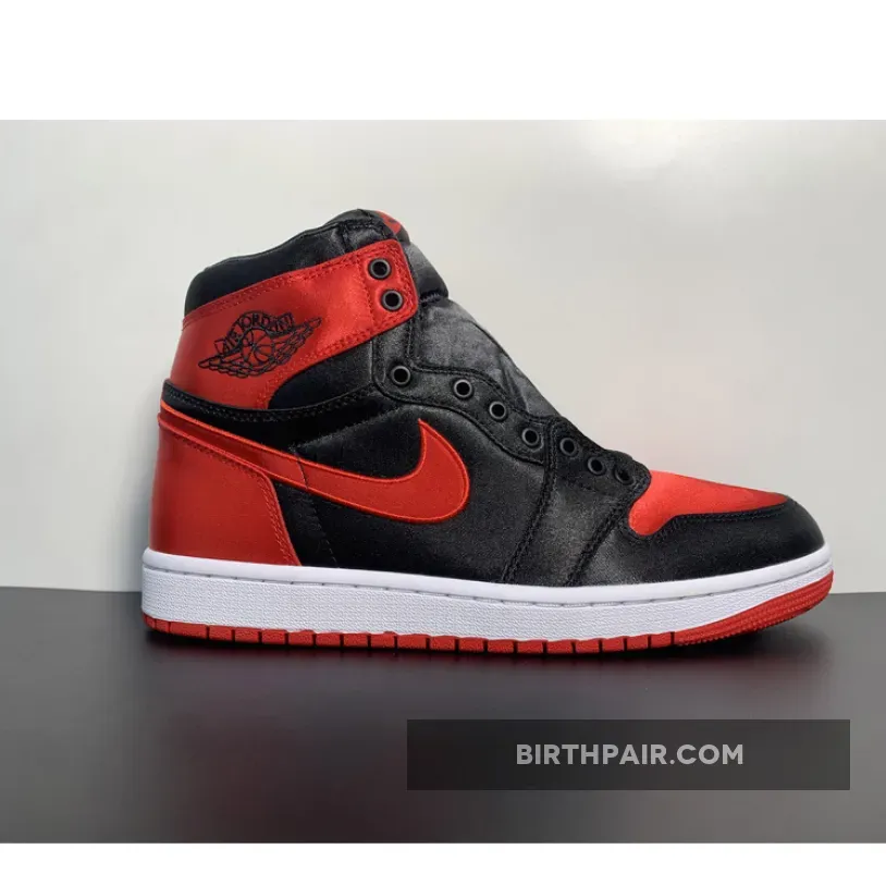 Air Jordan 1 High OG 'Satin Bred' Black/Red/White / Satin Red Jordan 1