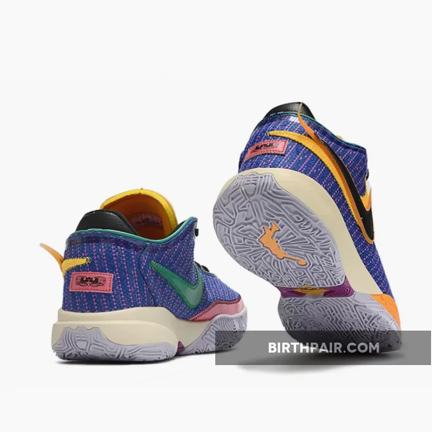 Nike Mens Lebron 20 Shoes In Purple Nike LeBron 20 Racer Blue/Black-Vivid Purple