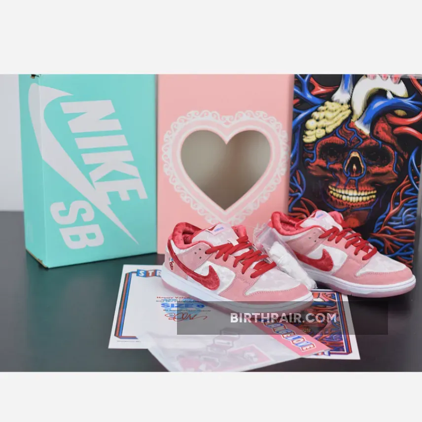 StrangeLove x Nike SB Dunk Low Pro QS Bright Melon/Gym Red - valentines day sb