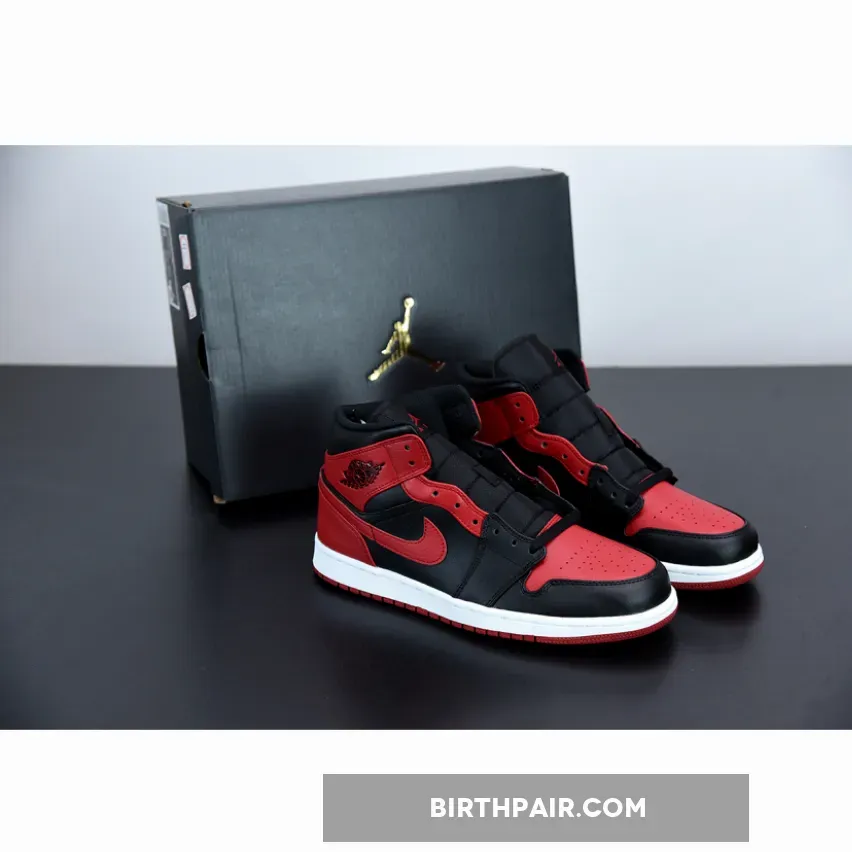 Air Jordan 1 Mid 'Banned' 2020 554724-074 / aj 1 banned mid