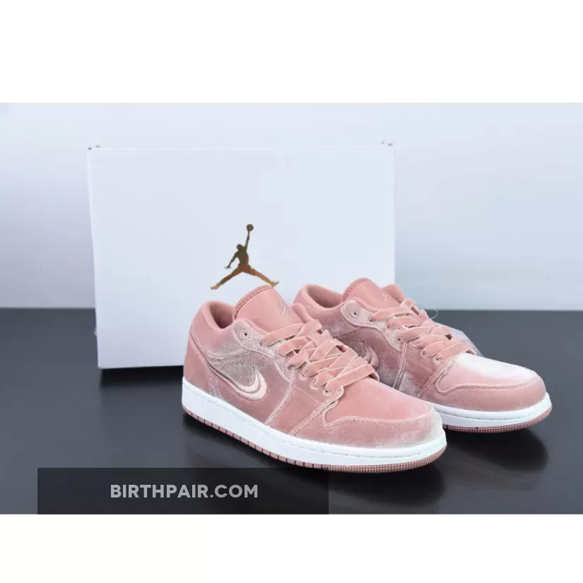 Air Jordan 1 Low 'Pink Velvet' velvet pink jordans