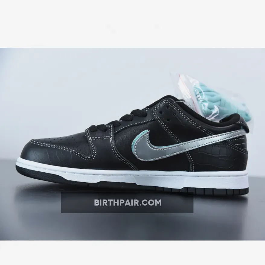 Diamond Dunk Low Diamond Supply Co. x Nike SB Dunk Low Black