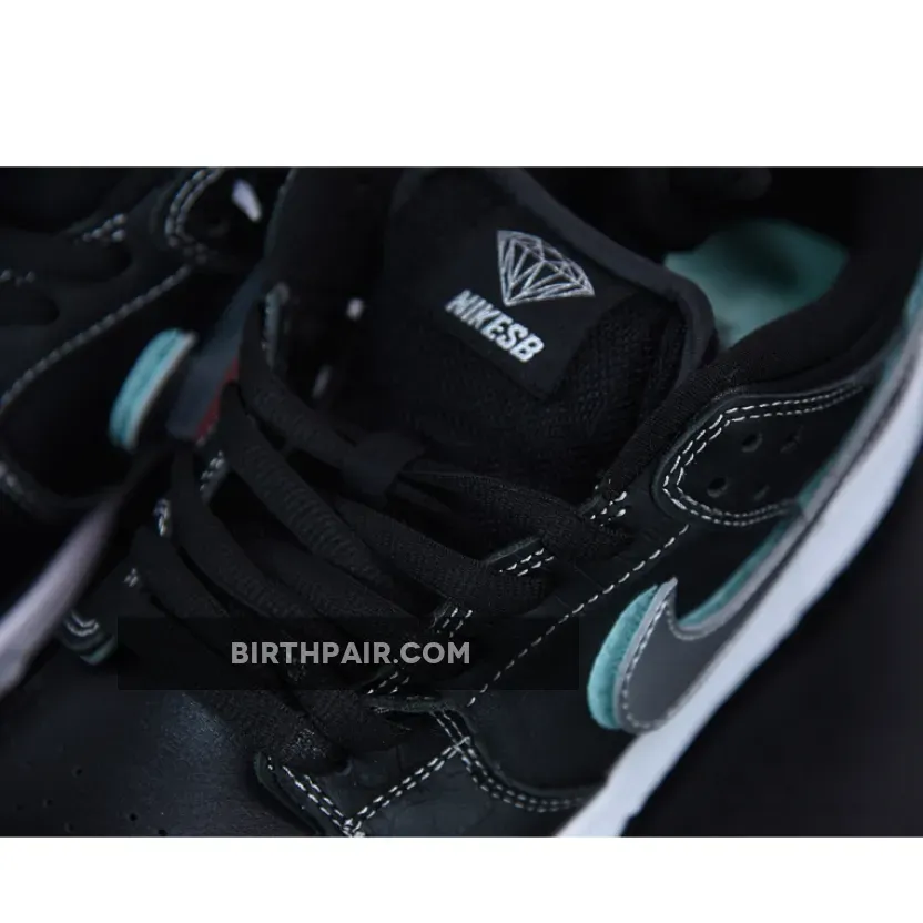 Diamond Dunk Low Diamond Supply Co. x Nike SB Dunk Low Black