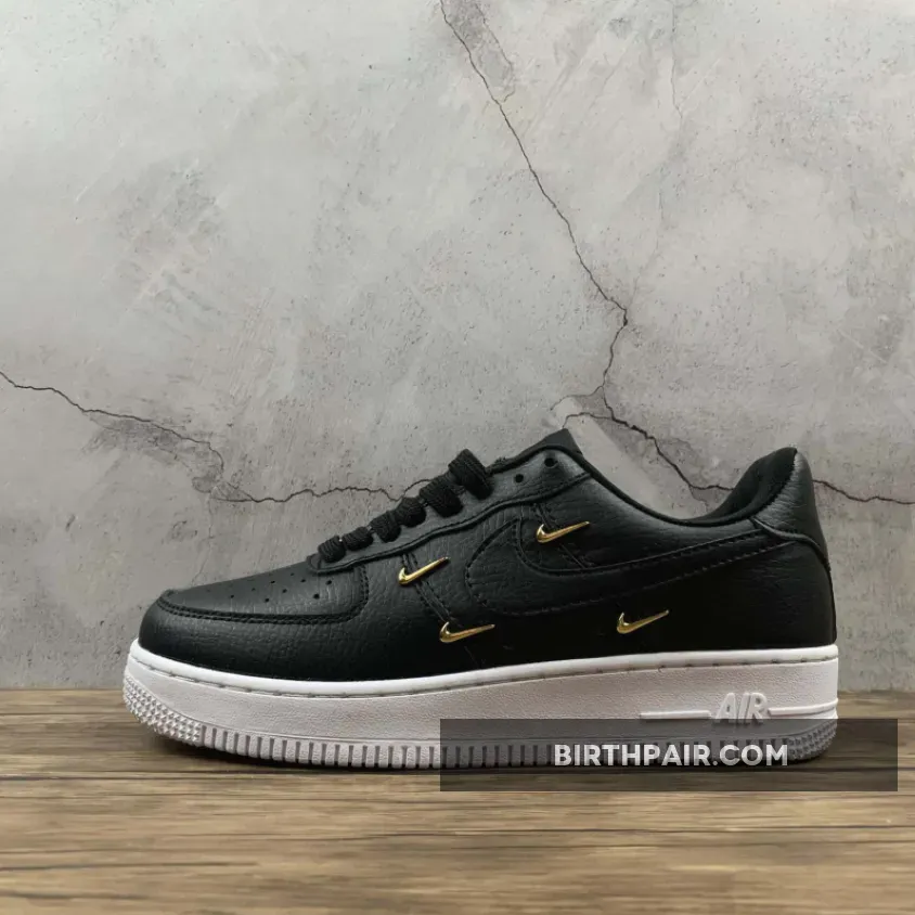 Nike Air Force 1 07 LX Black Metallic Gold CT1990-001